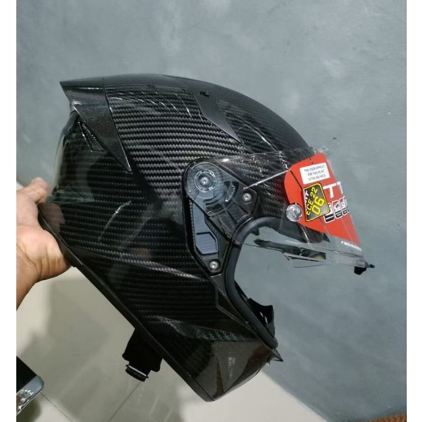 Helm KYT TT REVO repaint carbon TT revo full face