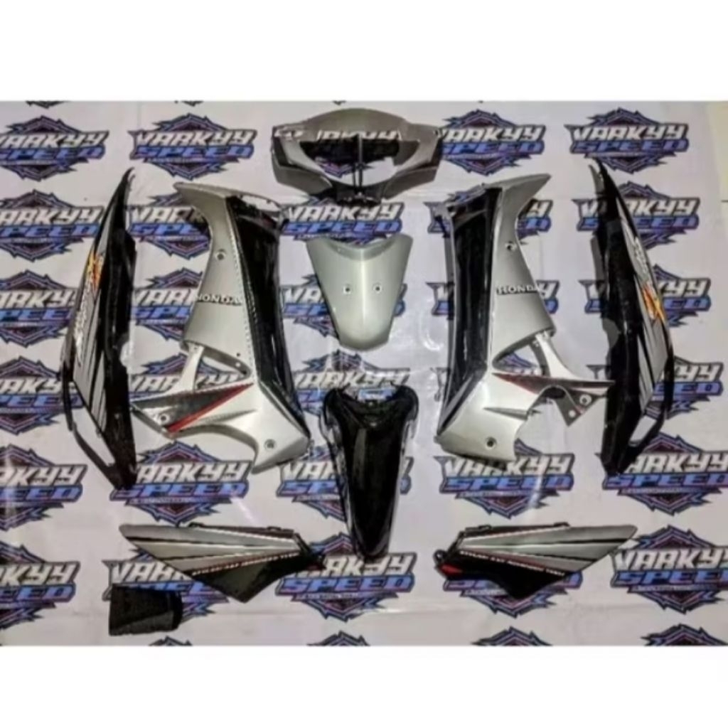 cover body fullset bodi fulset halus Honda Supra x 125 lama old set striping warna hitam silver