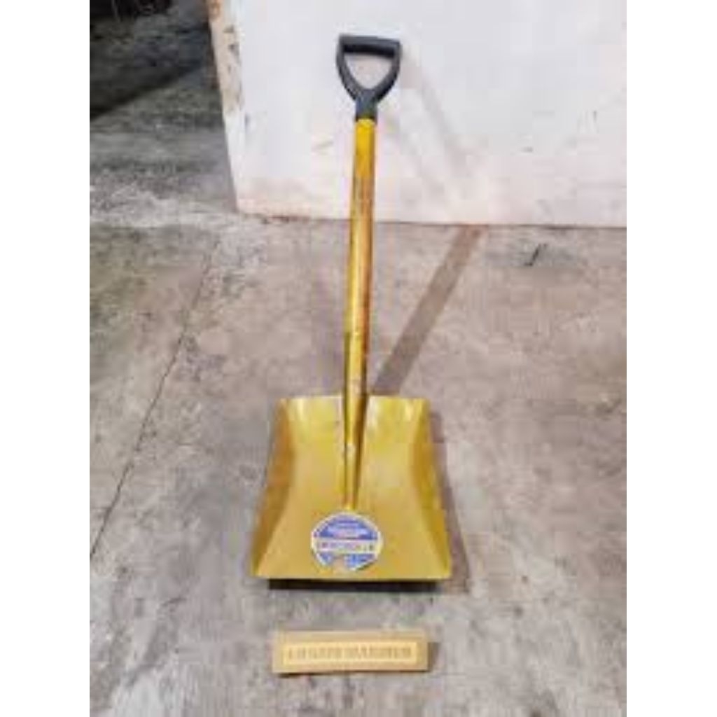 Sekop gagang kayu Crocodile model rata / Datar