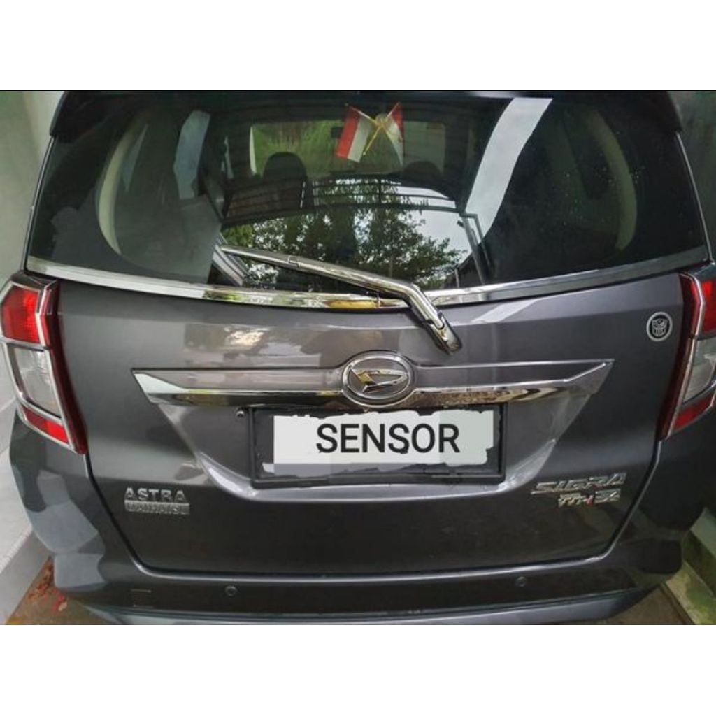 Lis Kaca Belakang CALYA_SIGRA