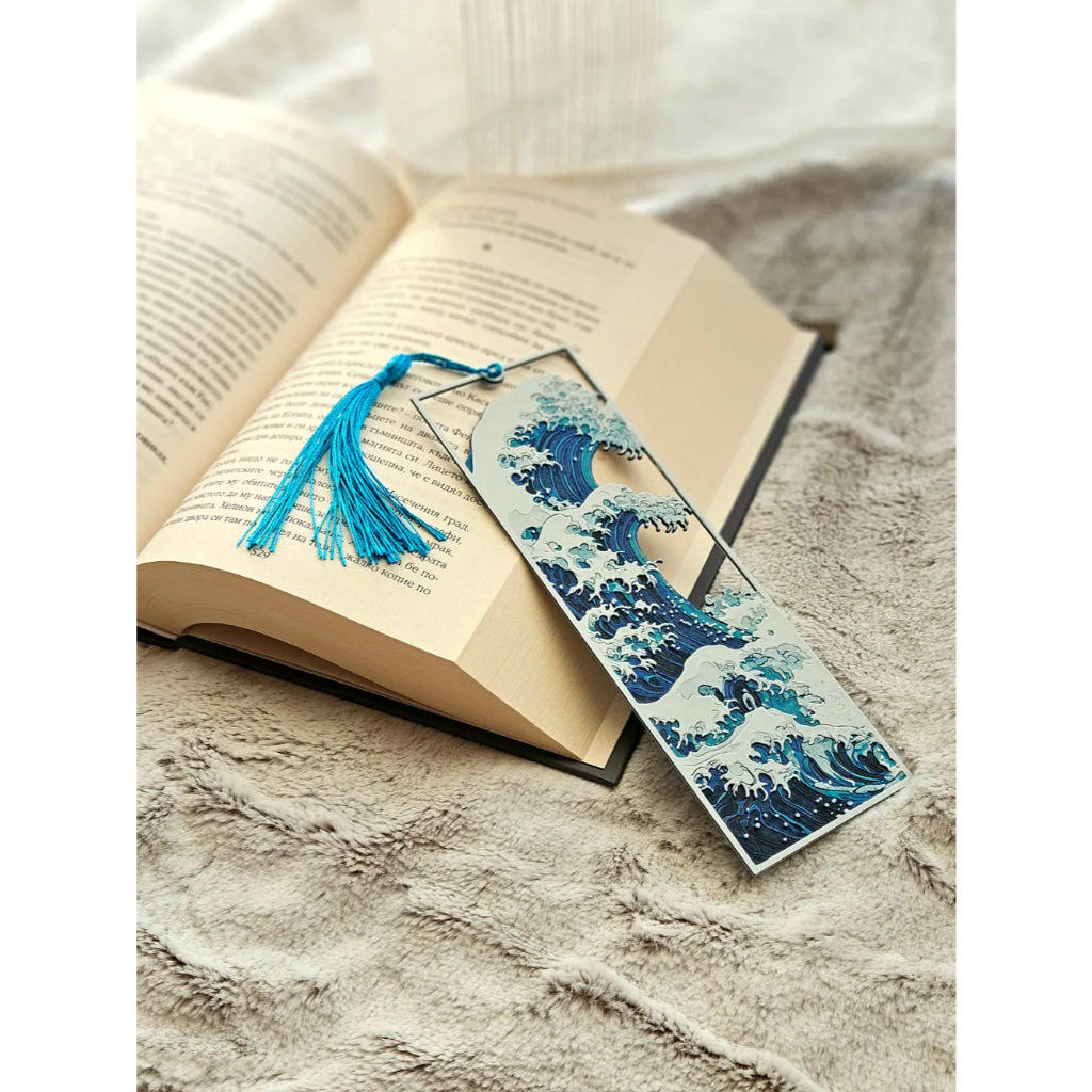 

Bookmark The Great Wave ( framed) | Pembatas Buku Gelombang Besar (Dibingkai) Dari Bahan Plastik PLA Bisa Custom Bentuk/Gambar