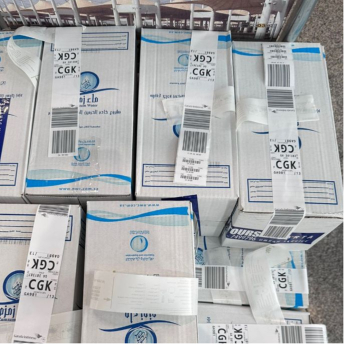 

PROMO!! Air Zamzam 5L barcode berlogo pesawat / Air zamzam from Saudia / Air zamzam Original 100%