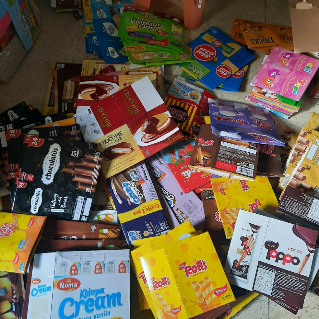 

Kardus bekas aneka snack 5 pcs