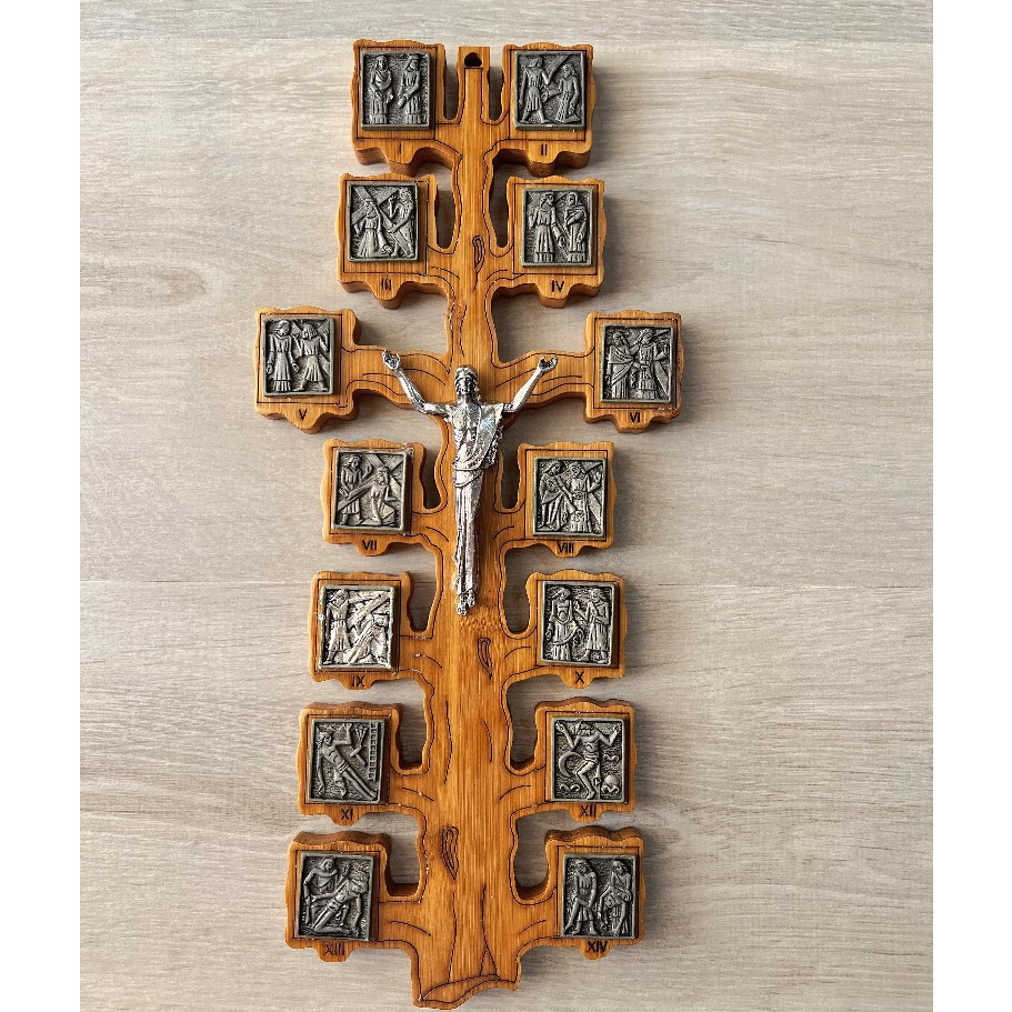 Patung Jalan Salib Kayu Tree – 14 Perhentian Salib Kristus dengan Figur Yesus (Altar Katolik / Hiasa
