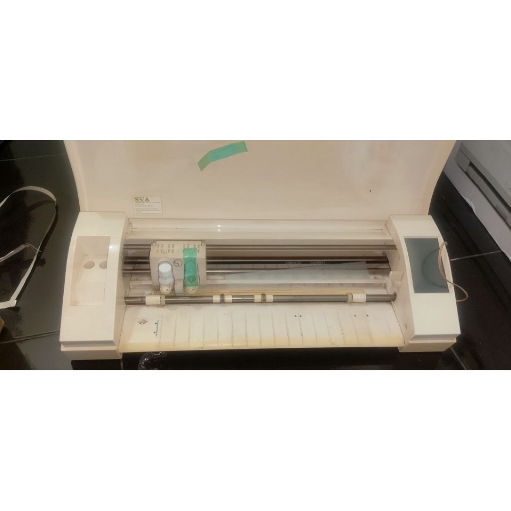 

mesin cutting cameo 3 second normal