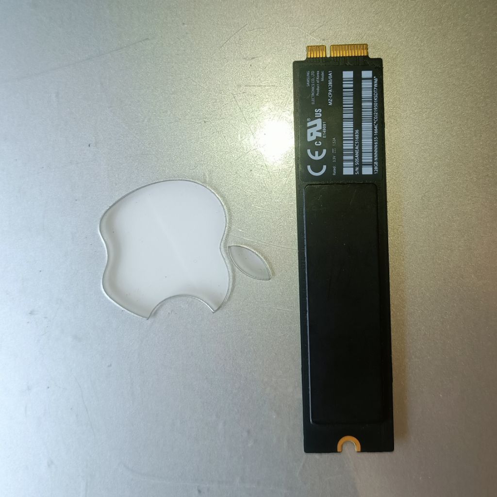 SSD 128gb original Macbook Air 2010-2011