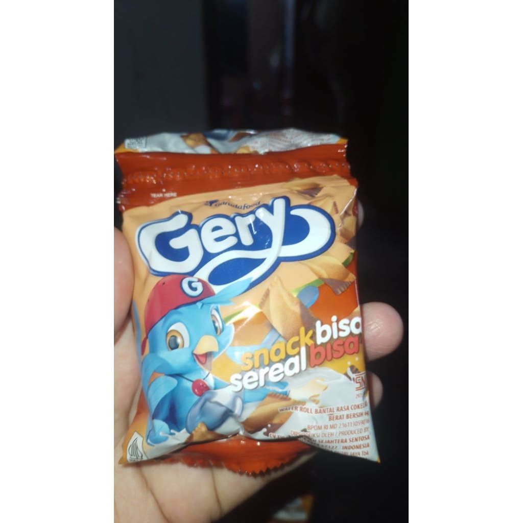 

GERY WAFER ROLL BANTAL ISI 12 RENTENG RENCENG