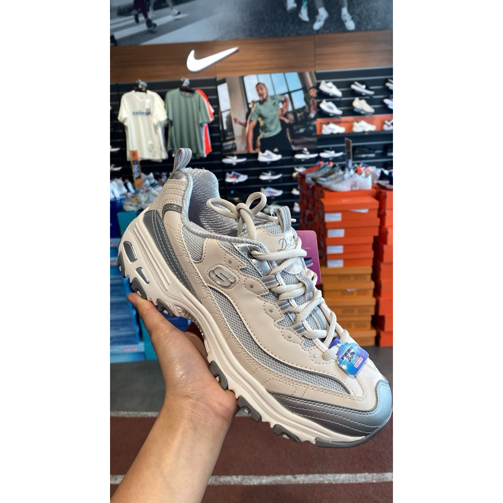 Skechers shoes women