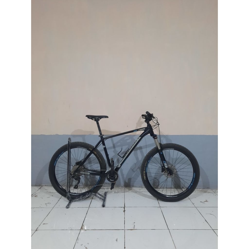 POLYGON XTRADA 6 TAHUN 2020