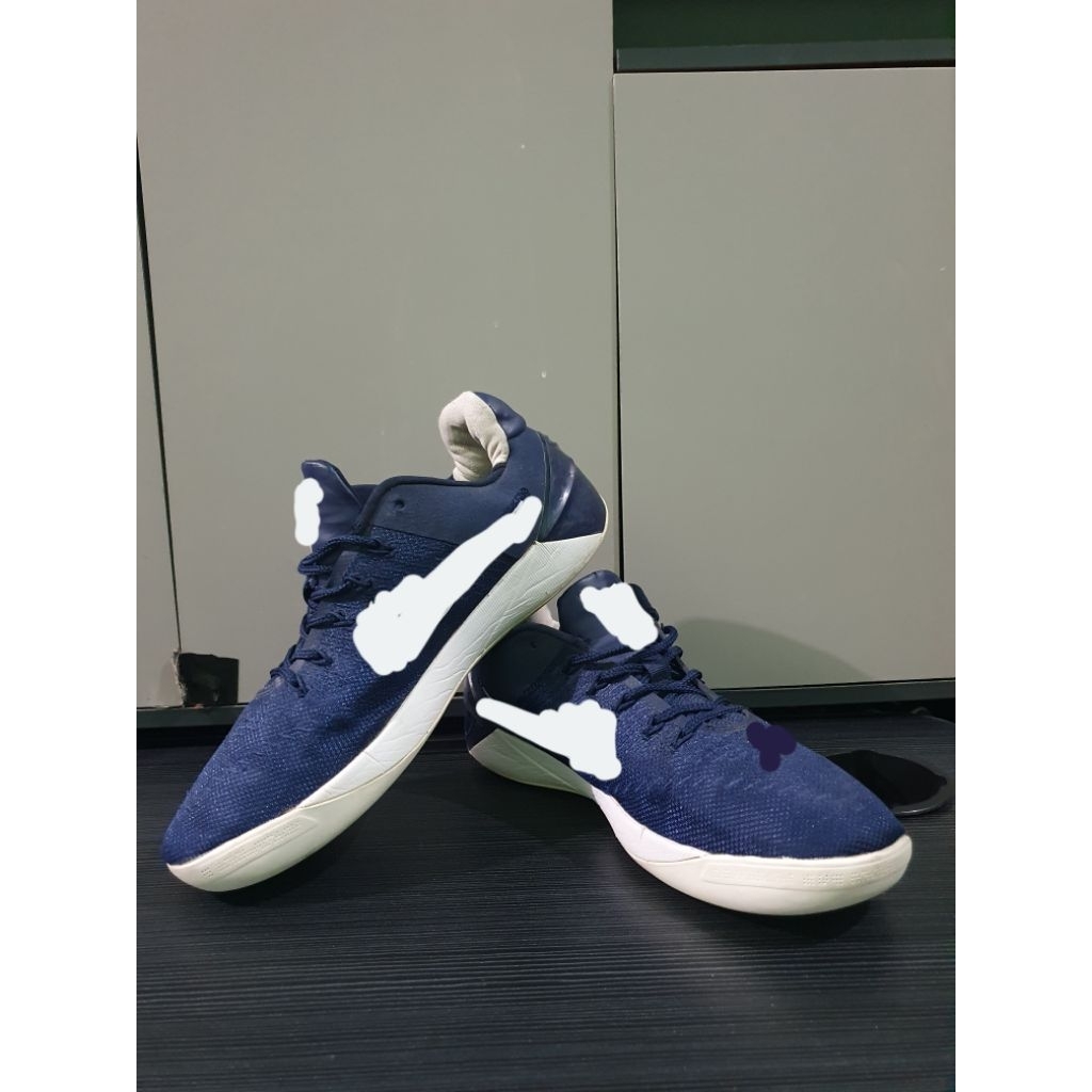 Sepatu Basket Second (Size 43)