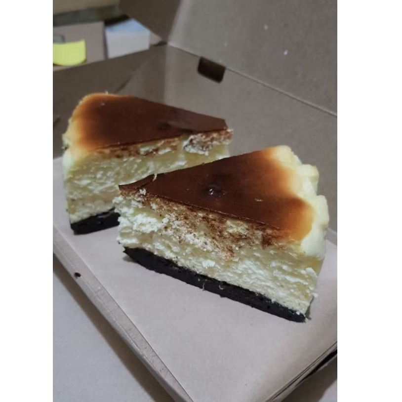 

BURNT CHEESECAKE BROWNIE Gluten-free