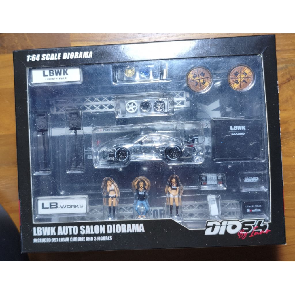 Inno Diorama LBWK Porsche 997 Chrome Super Rare  Diecast