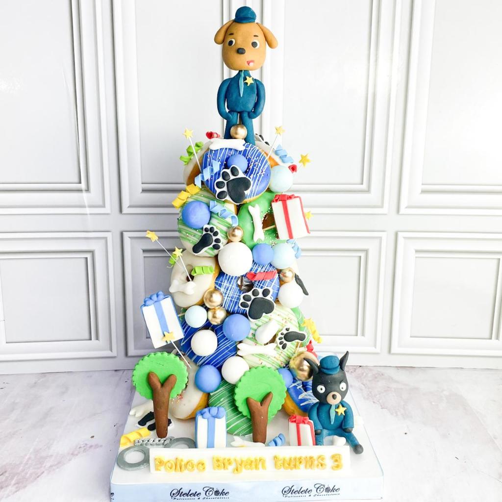 

Donat Ulang tahun/Donat Tower/Donat Tema Police Labrador/Donat Jakarta