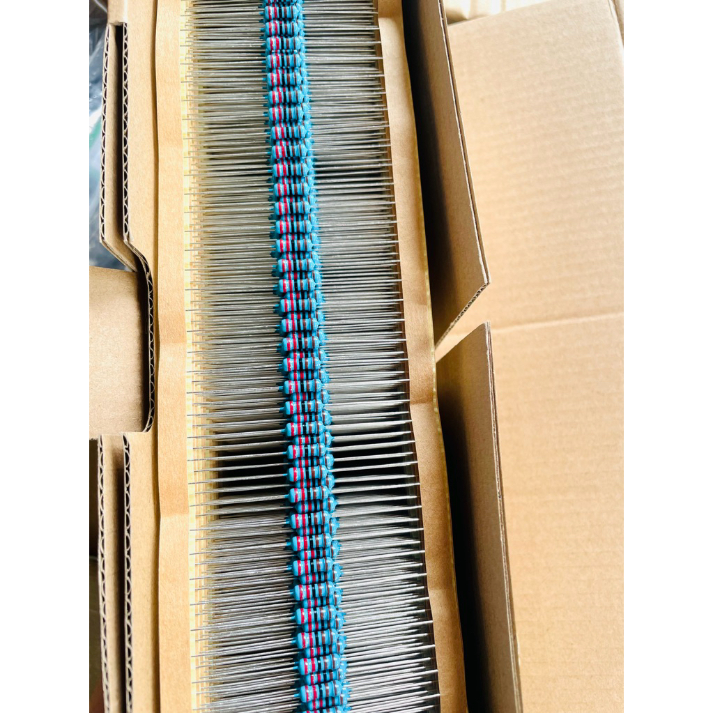 RESISTOR METAL FILM 2K2 1/2WATT