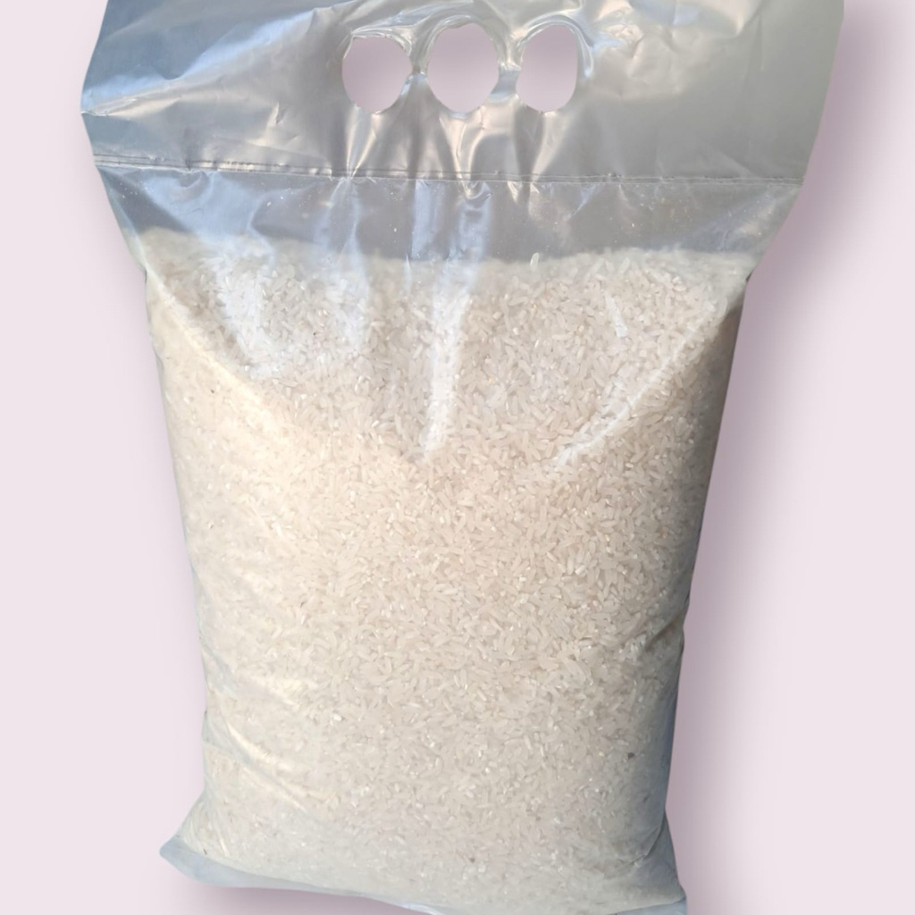 

Beras kemasan 5literan polos Berkulitas alami putih