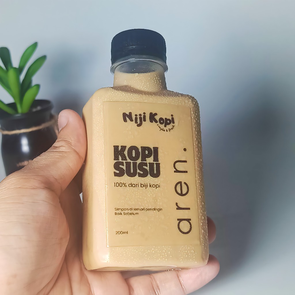 

Kopi Susu Kekinian 200ml NijiKopi House Blend 100% Biji Kopi Makassar