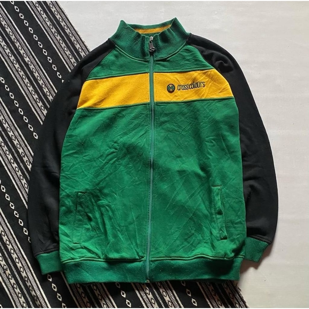 Preloved Bakulan Secondbrand Jaket Cross  Colours