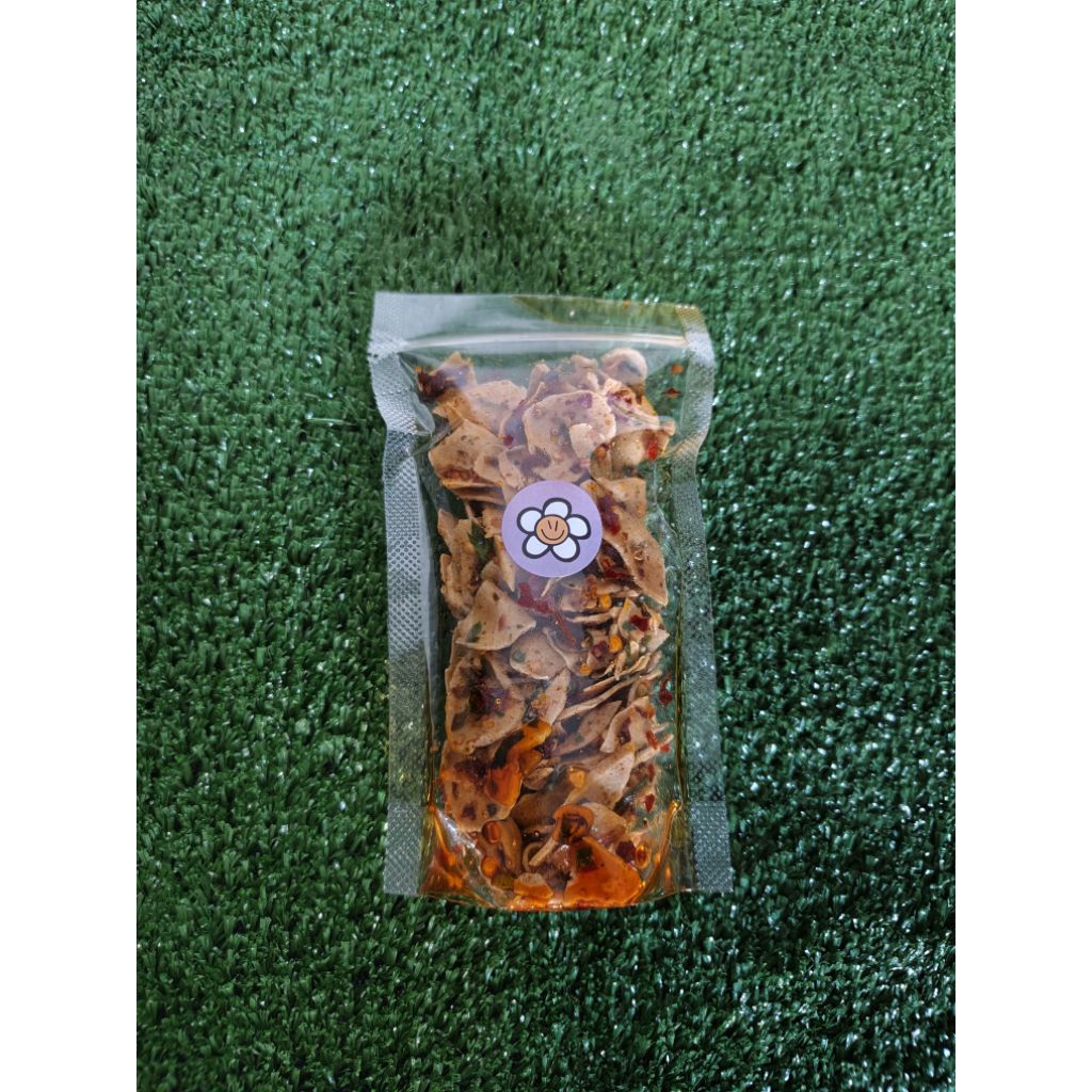 

Snack nyakruk, Basreng dan kerupuk seblak kering keriuk pedas/original daun jeruk 100gr