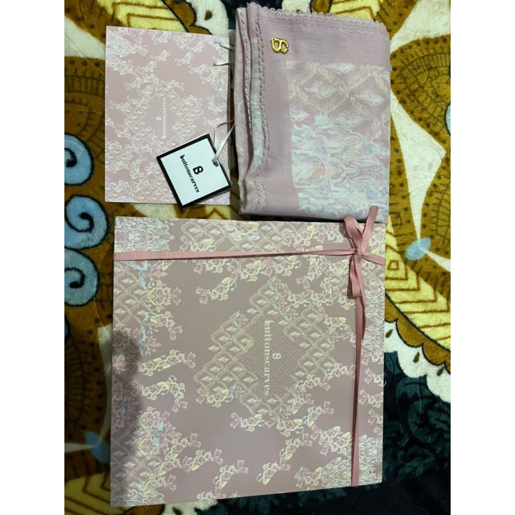 Preloved Buttonscarves Granada Pink Mist