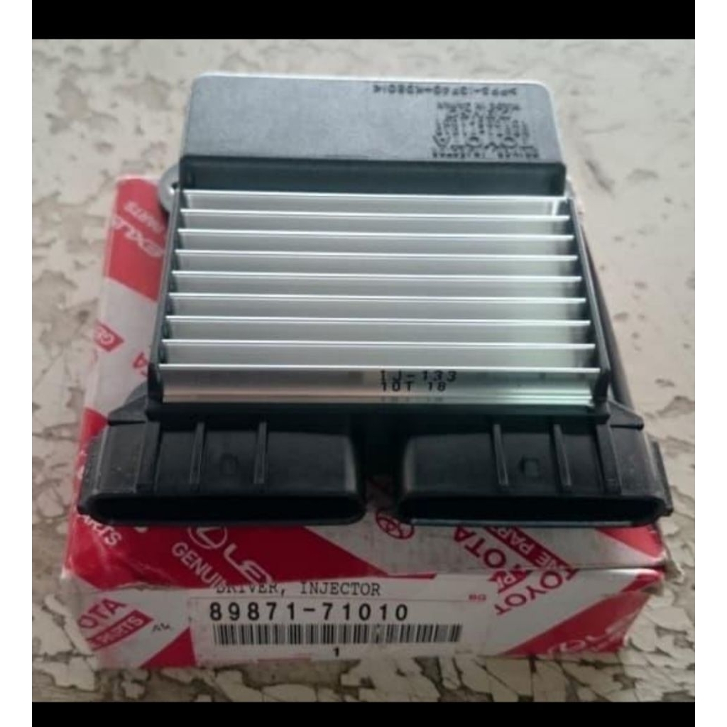 Driver injector. innova Fortuner Hilux Diesel 89871-71010
