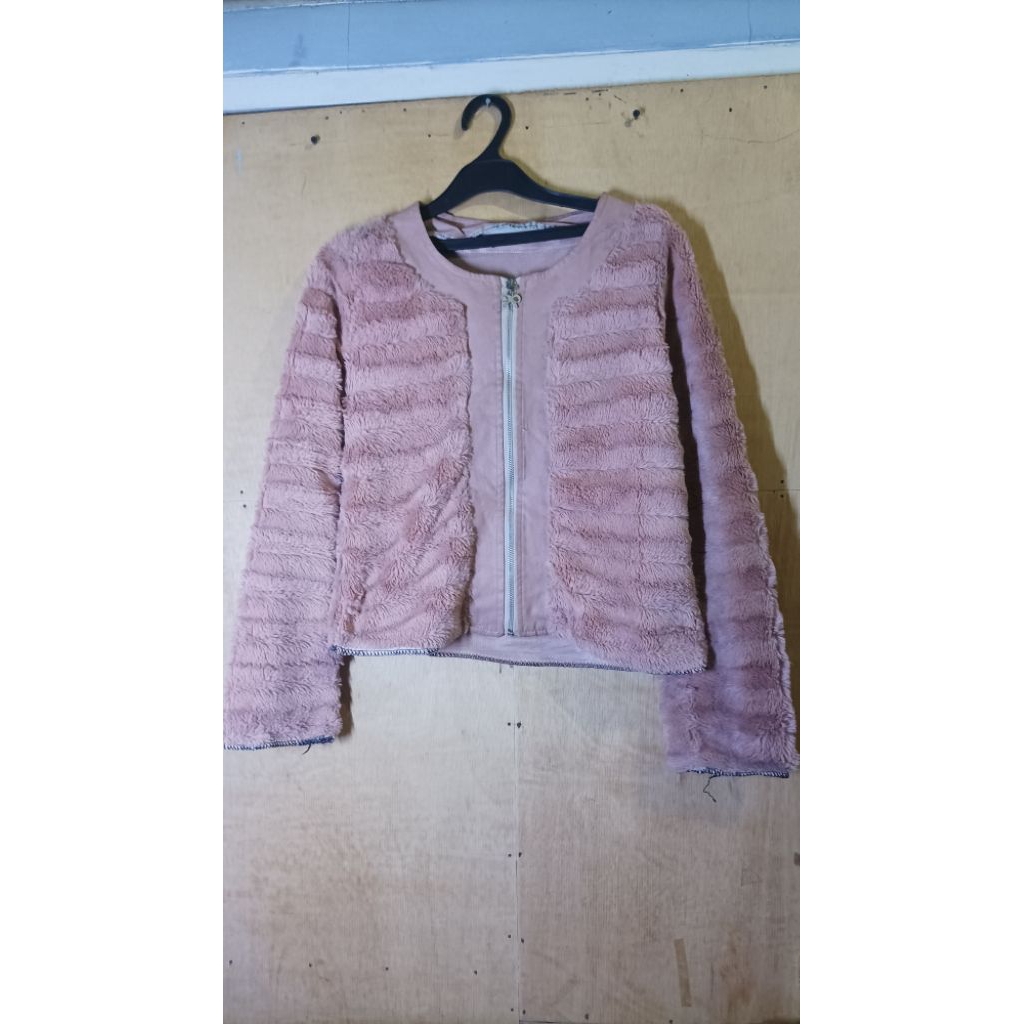 preloved sweater bulu
