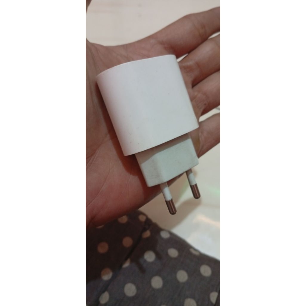 CHARGER IPHONE KW SUPER KONDISI SECOND