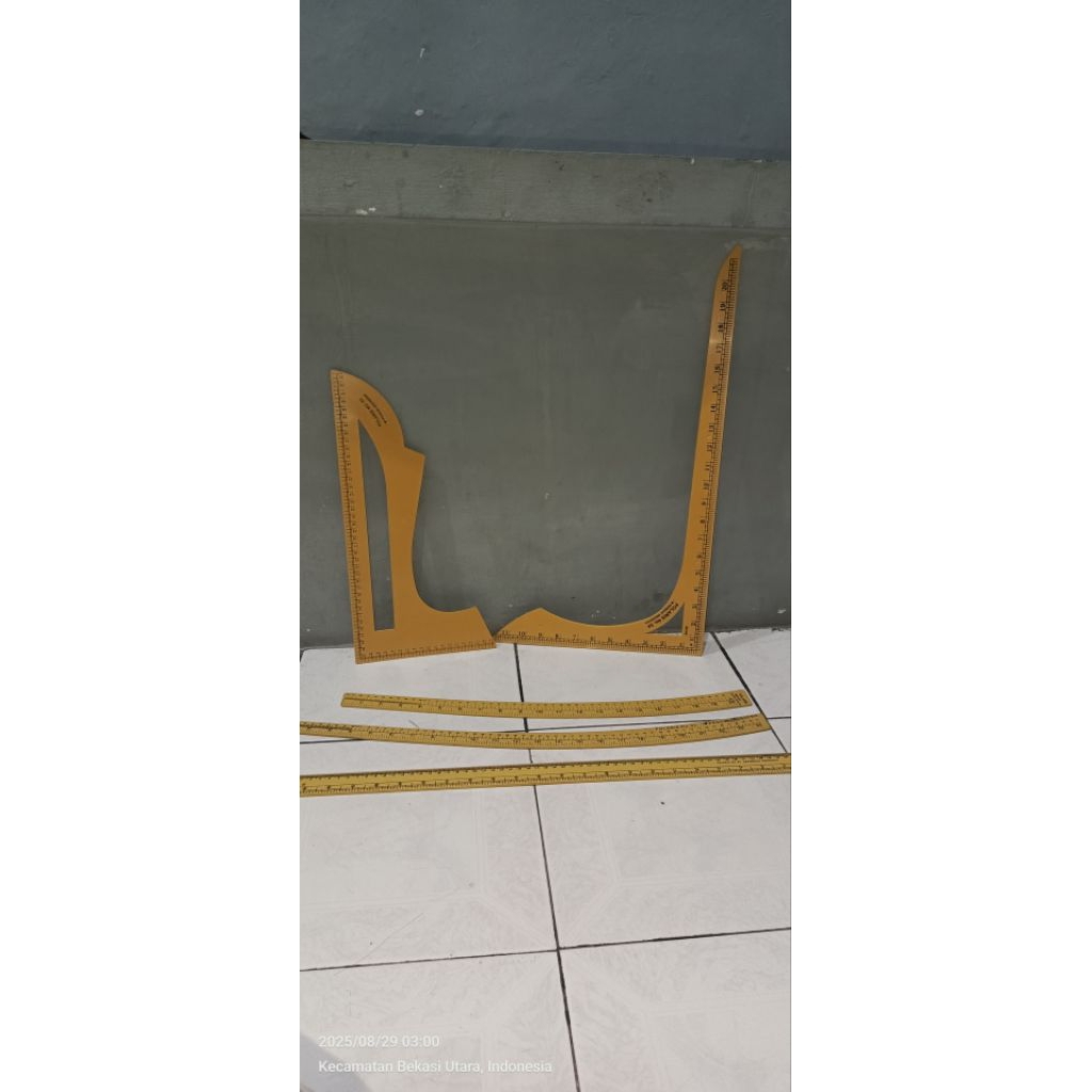 

Penggaris pola Jahit besar 5pcs No 2,3,4,5, 6