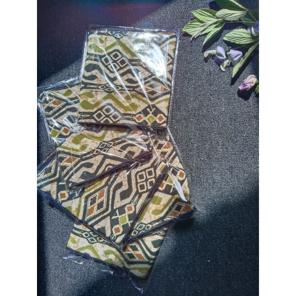 syal batik warna hijau
