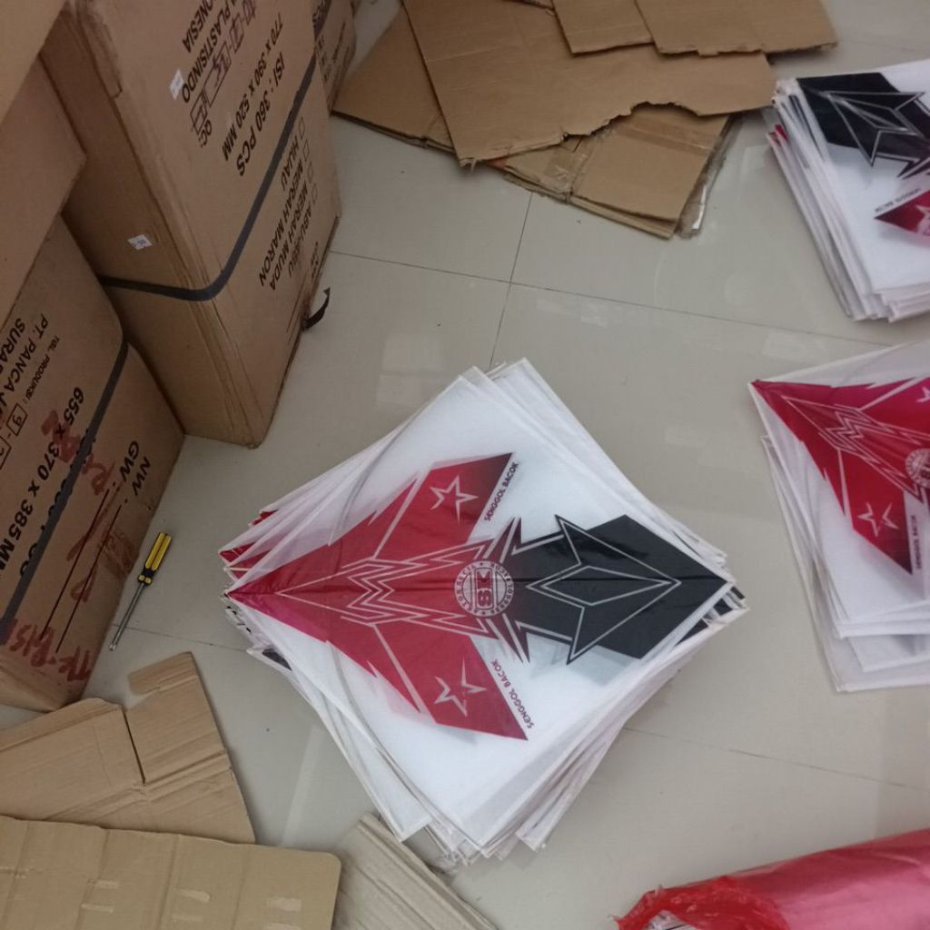 Layangan Sukhoi Standart Petung