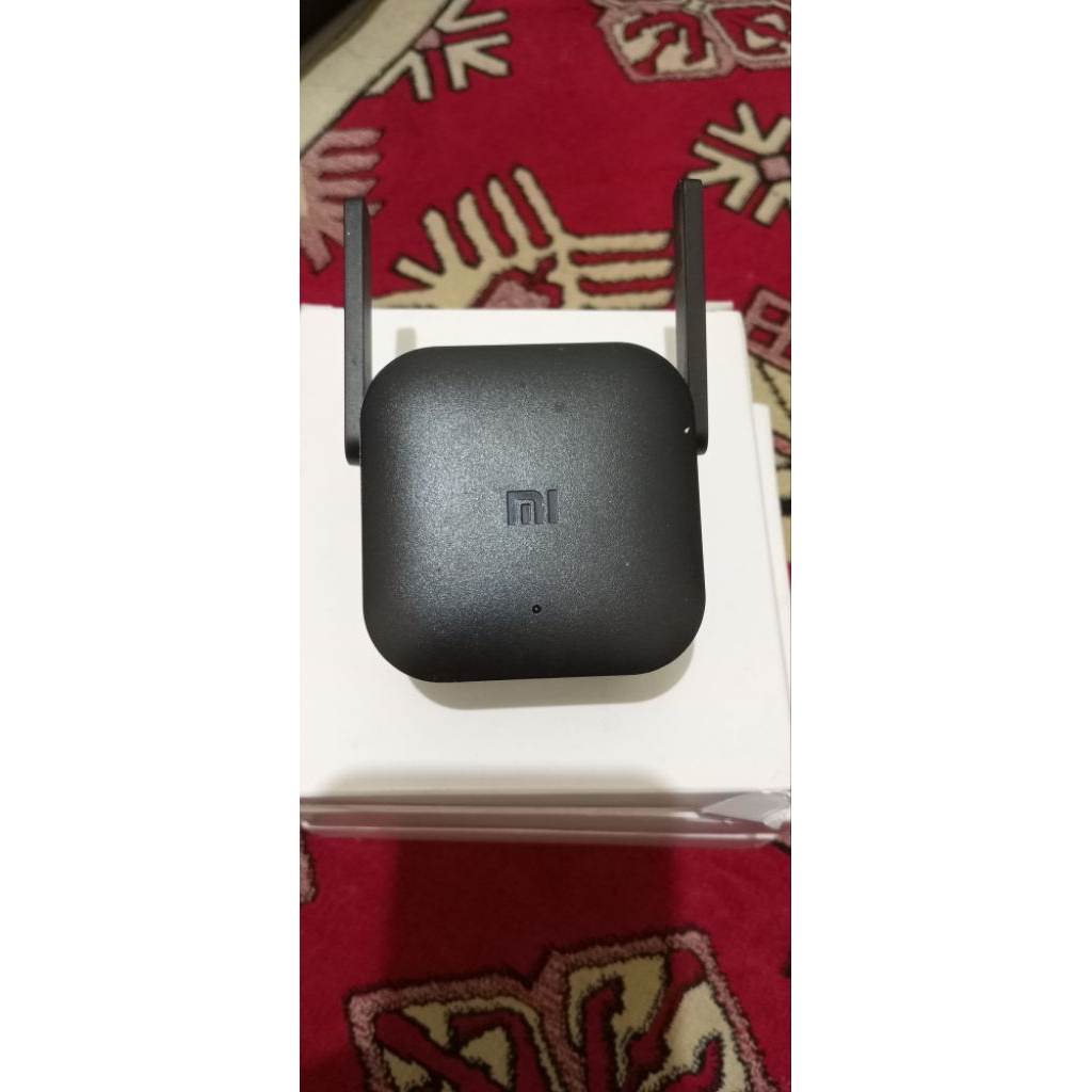 XIAOMI WIFI EXTENDER PRO BEKAS