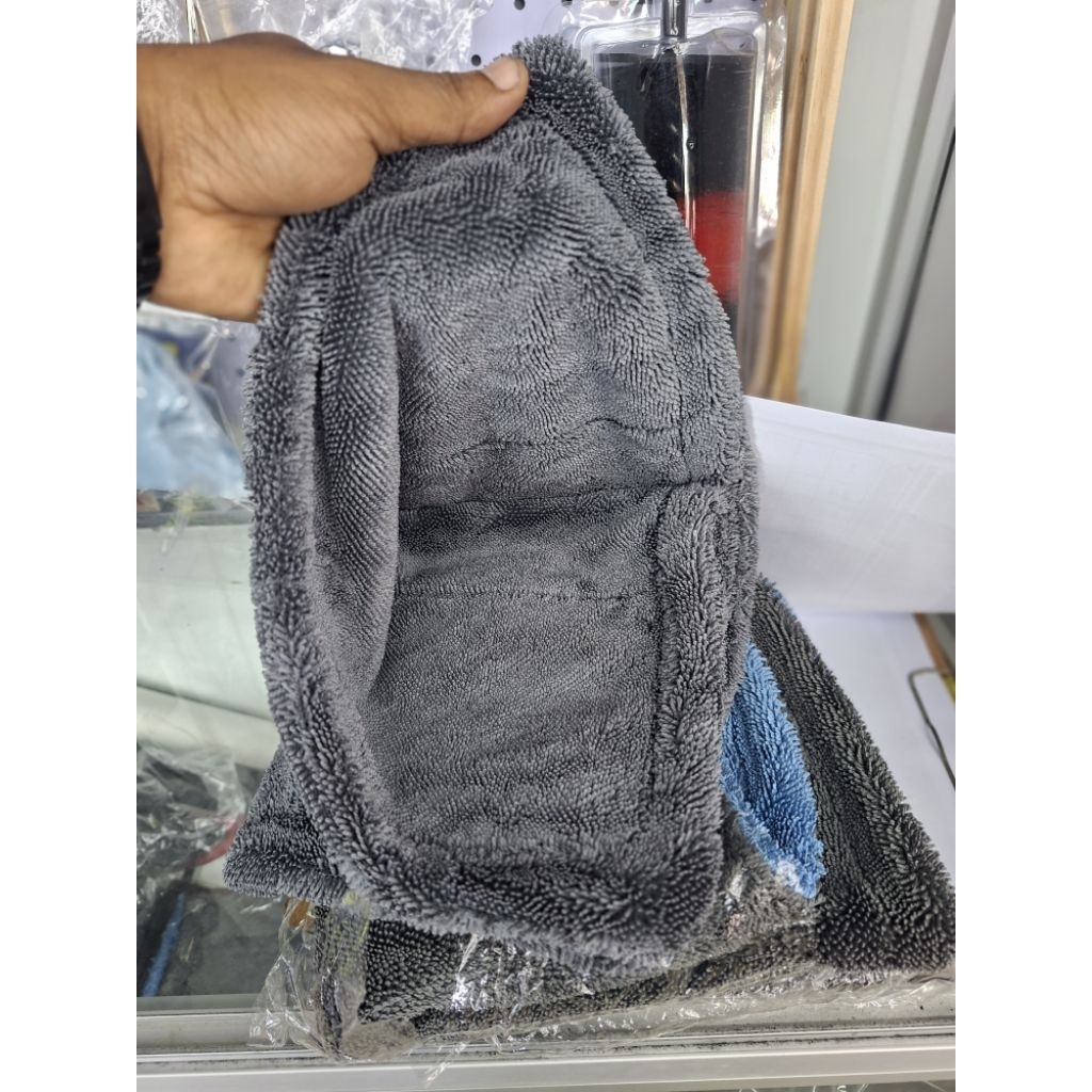 MICROFIBER DRYING TOWEL 40X40 1200GSM