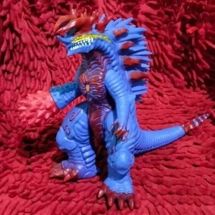 kaiju monster ultraman