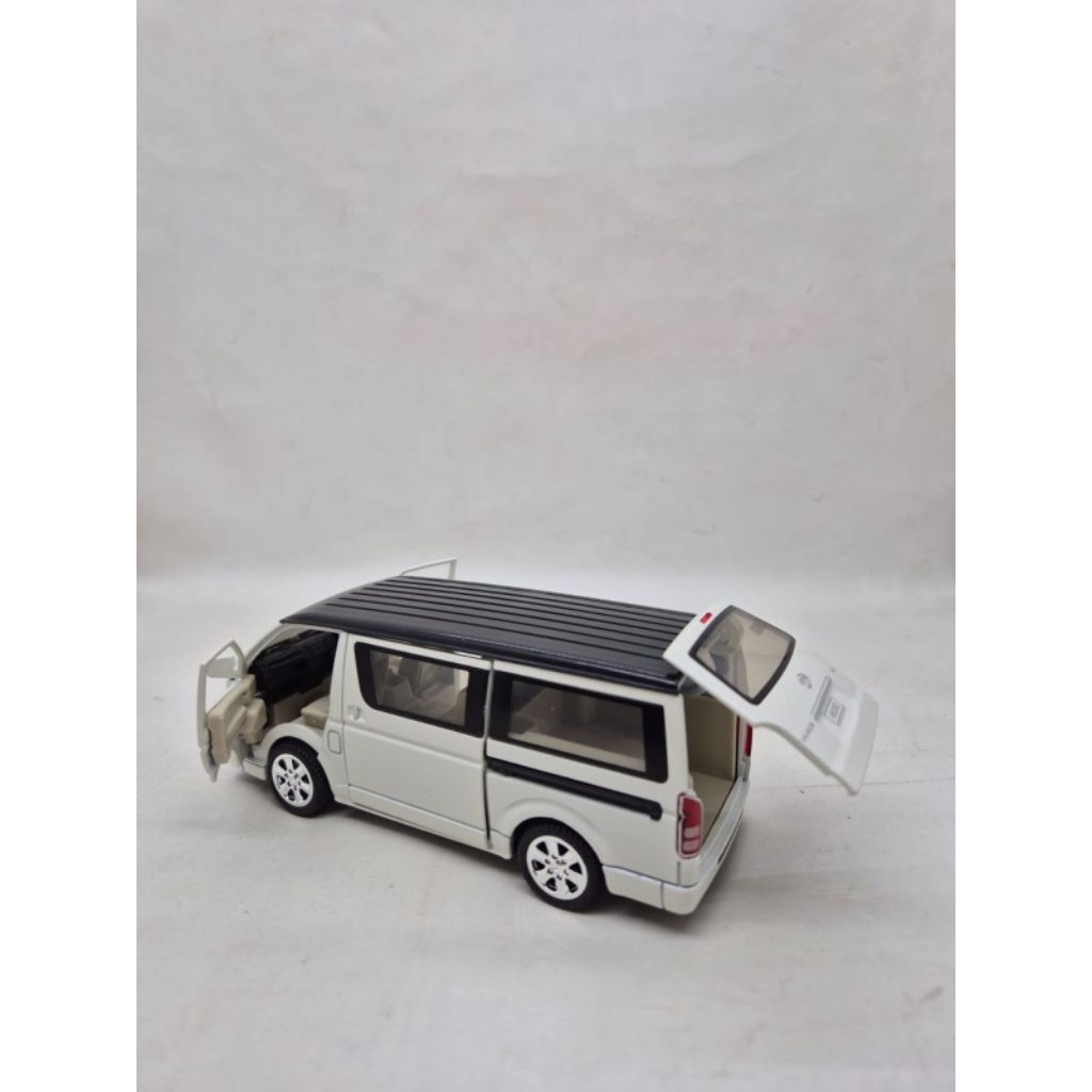Diecast Model Mobil Hiace