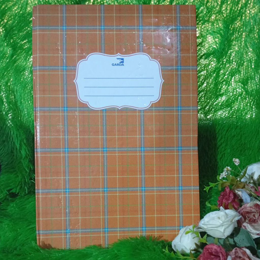 

Buku folio 100 lembar Garda murah