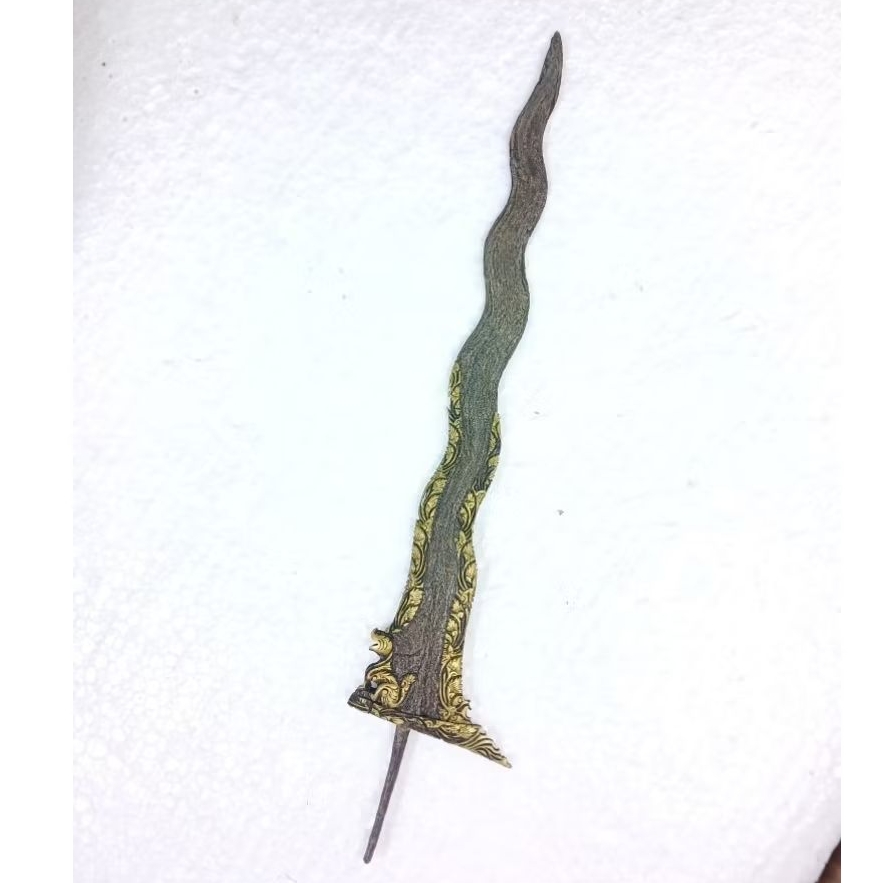 keris singo barong patrem luk 9 kinatah kuning sari