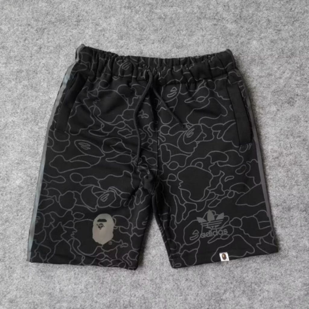 CELANA PENDEK BAPE X