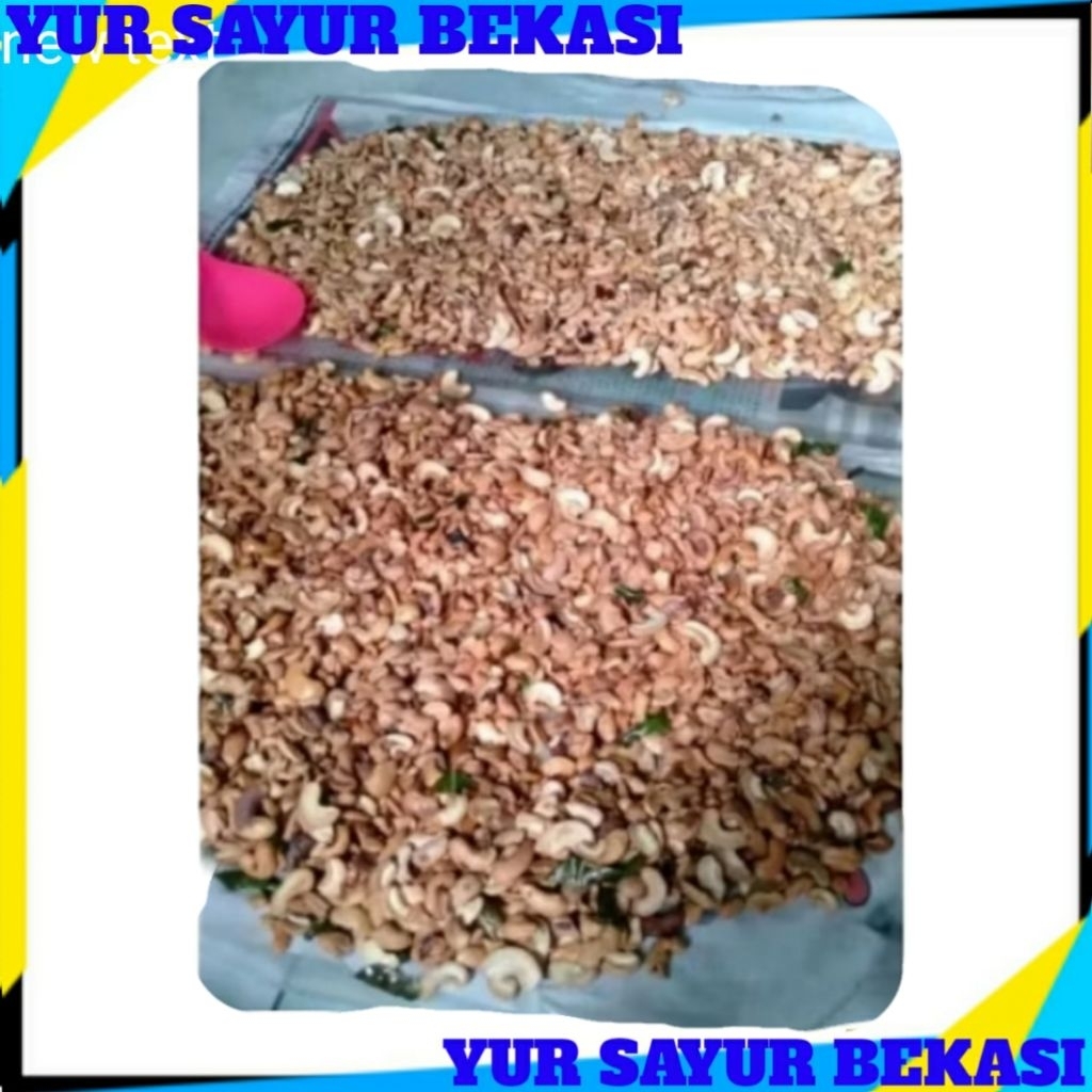 

Kacang Mede Patahan Matang 1kg Gurih Asin.