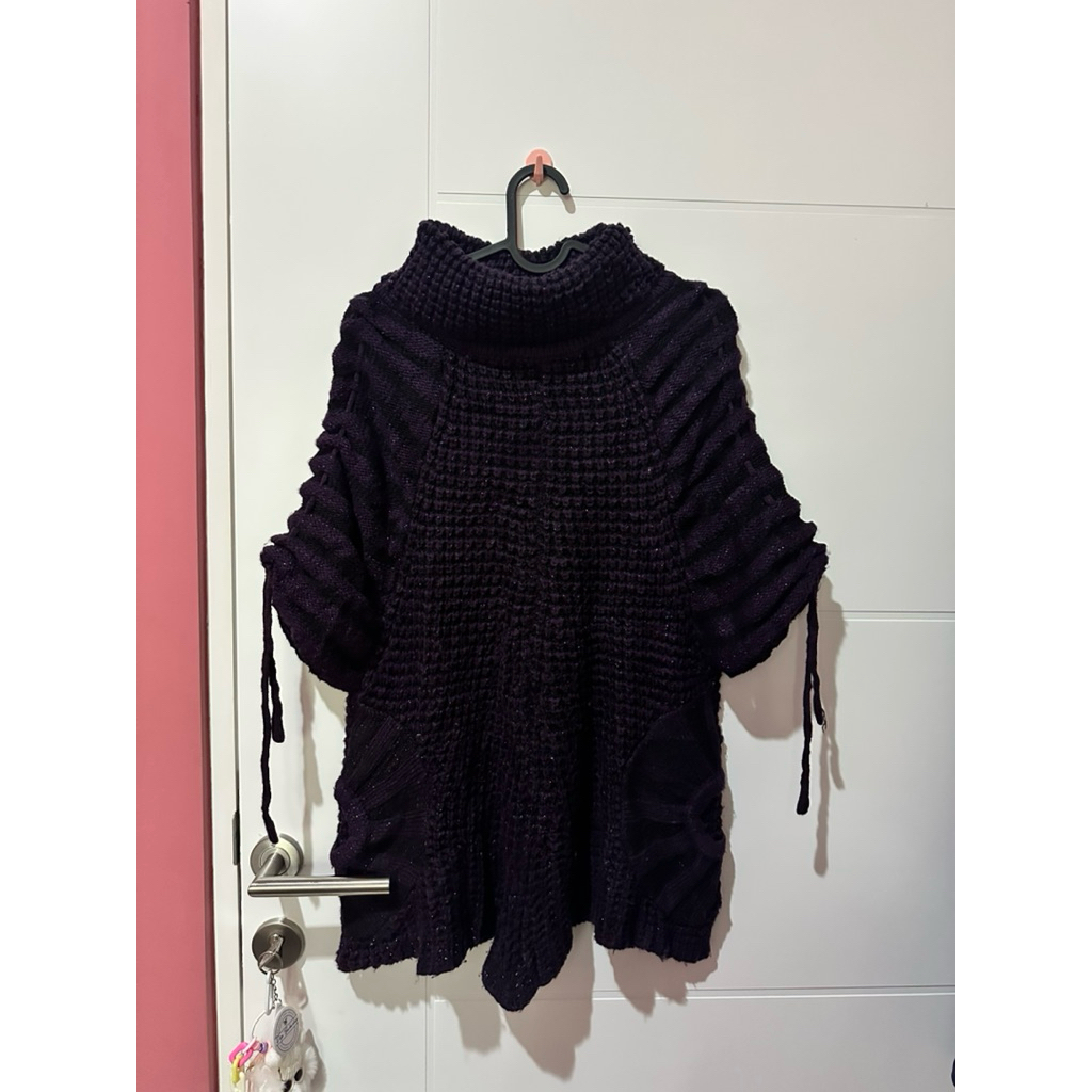 Knitwear sweater lengan pendek