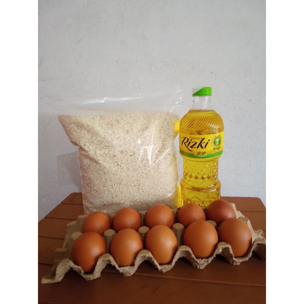 

PAKET SEMBAKO MURAH / PAKET SEMBAKO BERAS MINYAK TELUR - BERAS 3KG, MINYAK 1, TELUR 10 BUTIR