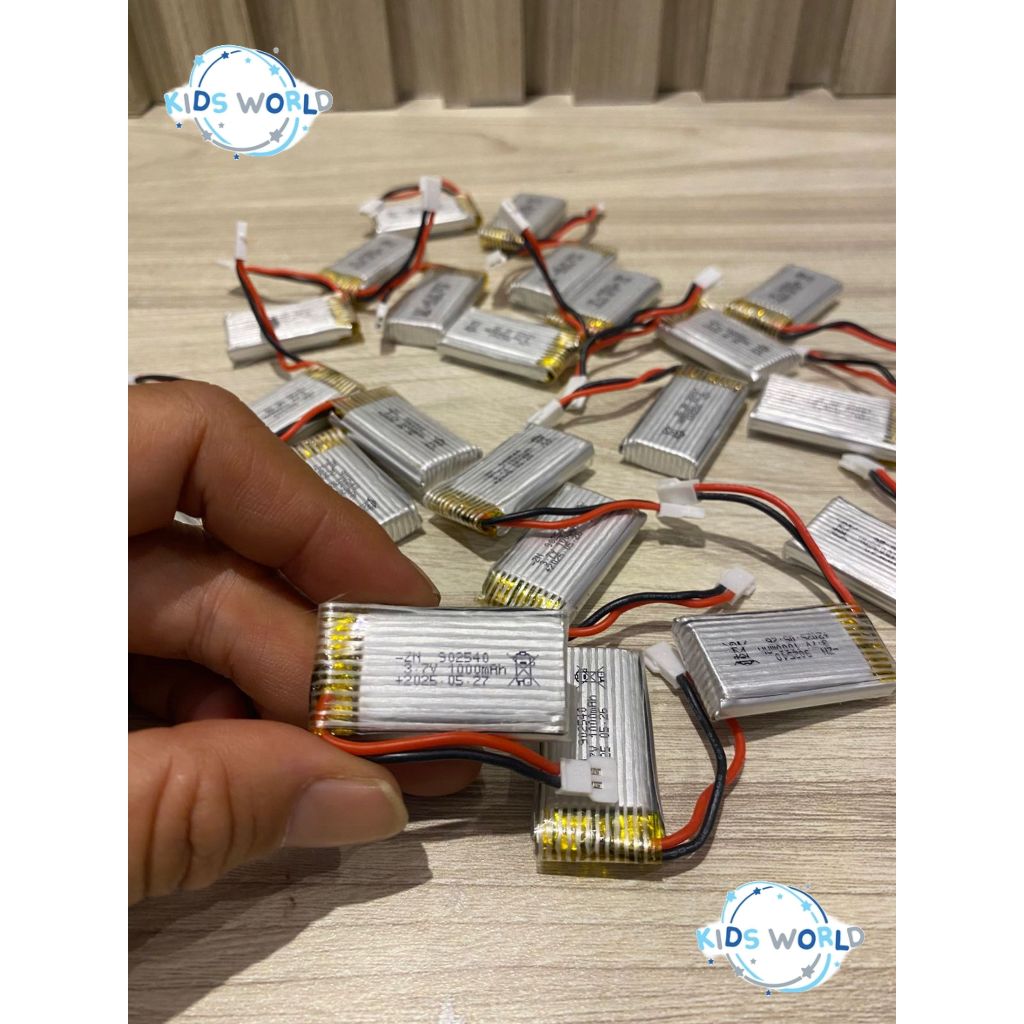 [KIDSWORLD] Baterai Li-Po 3.7V 1000mAh 902540 untuk Drone Mainan & RC ( HANYA BATERAI SAJA TIDAK DEN