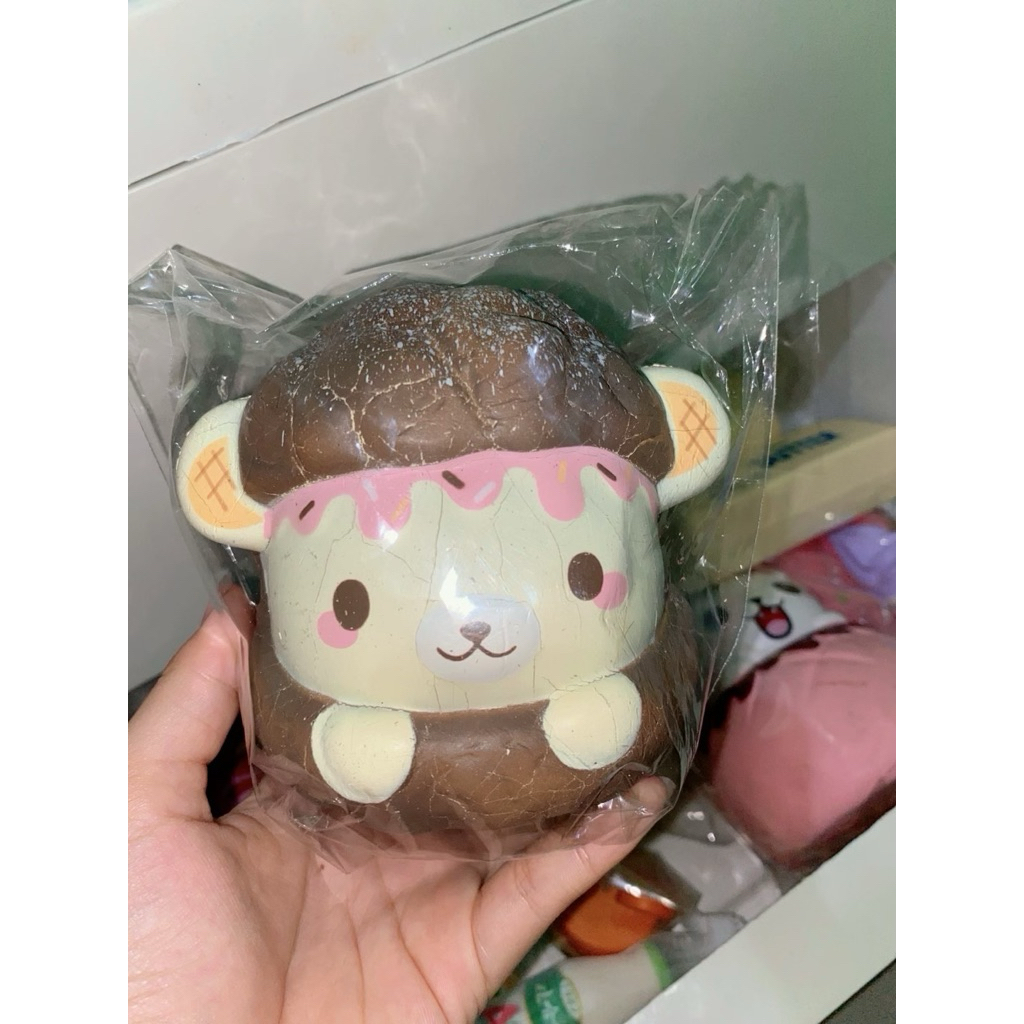 preloved squishy yb cream puff