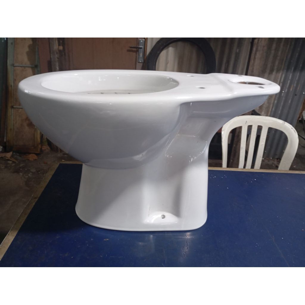 Closet Duduk  mrek tidy tipe 008s  tanpa tabung hanya closet aja