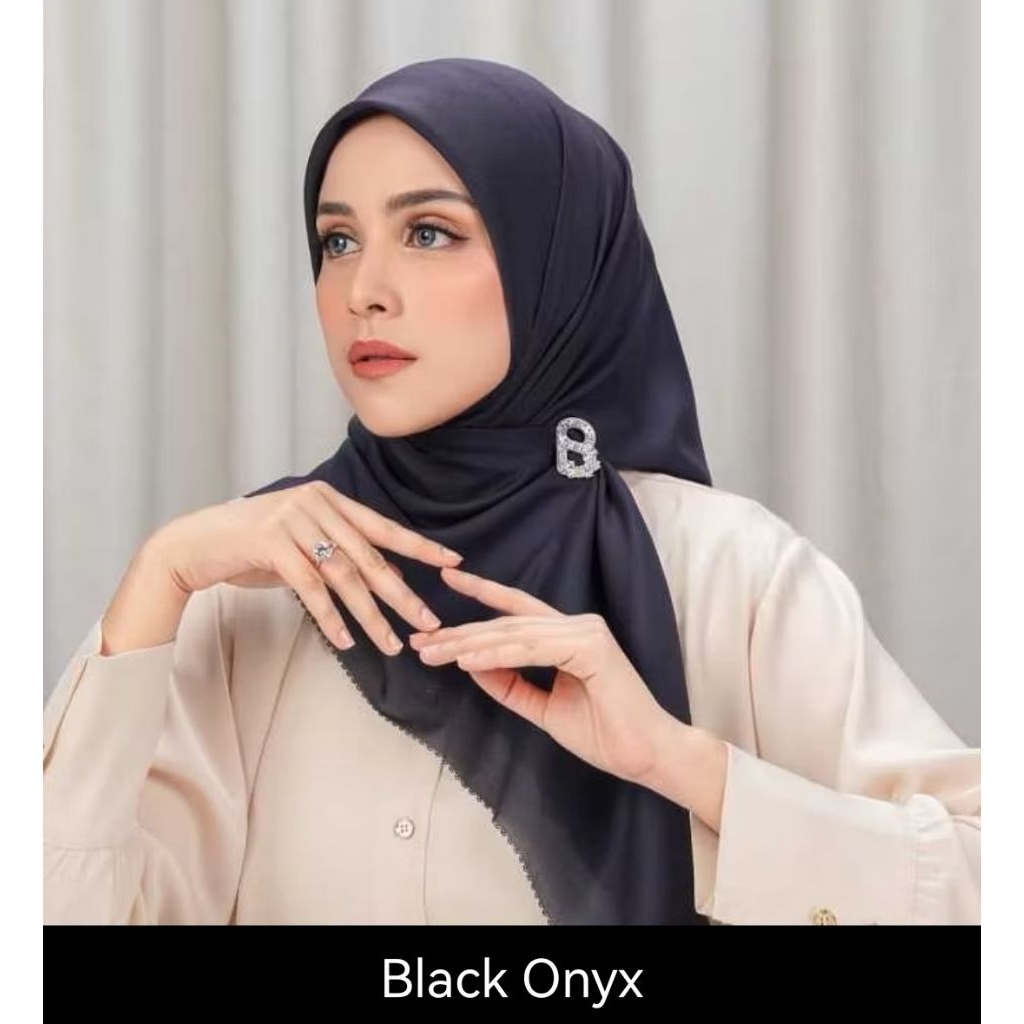 READY NEW BOX Buttonscarves Today & Tapis Embos Scraft