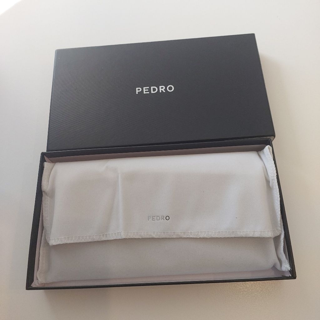 Dompet Panjang Pedro