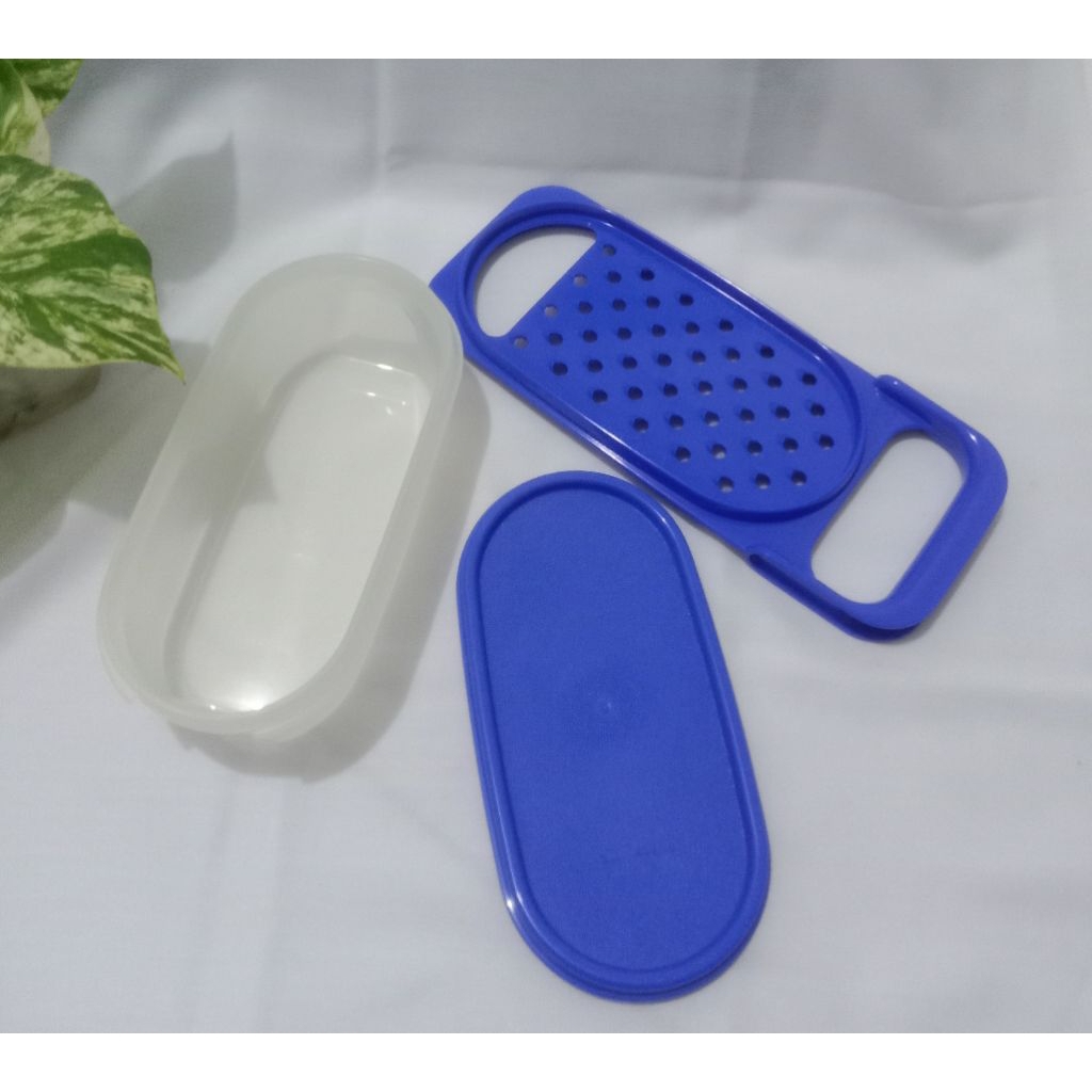 Tupperware Handy Grater + MM Oval 1 Parutan Manual Biru