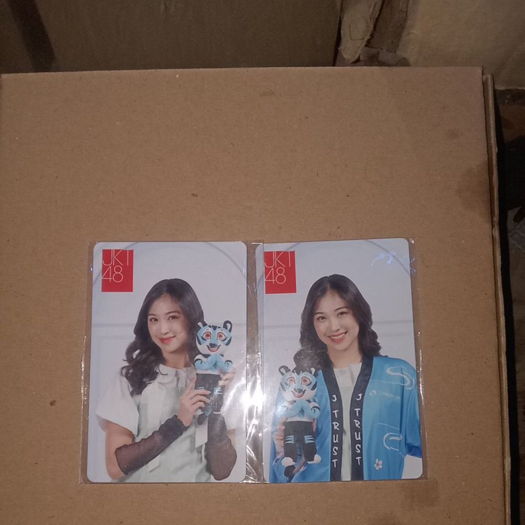 Photocard jtrust bank Shani Indira