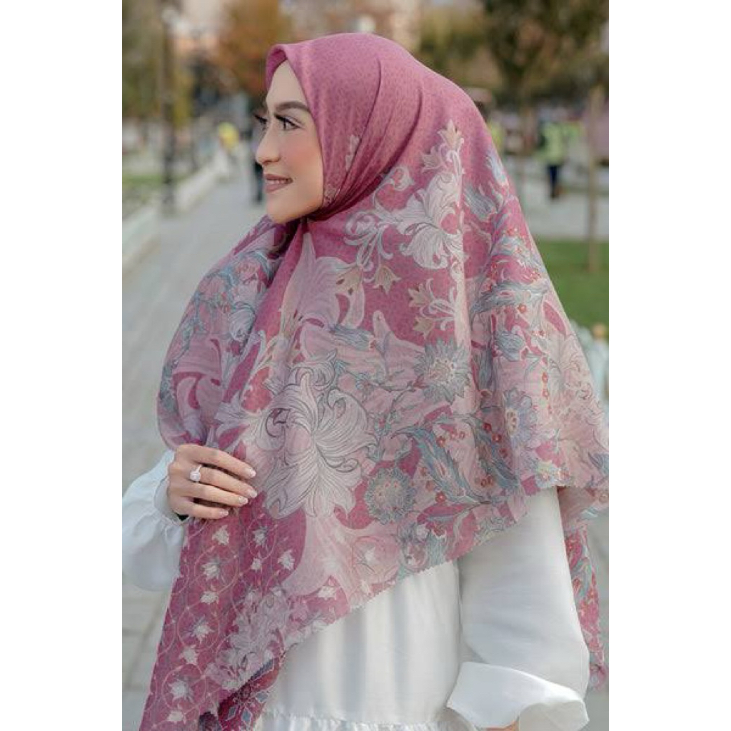 Buttonscarves Topkapi Raspberry