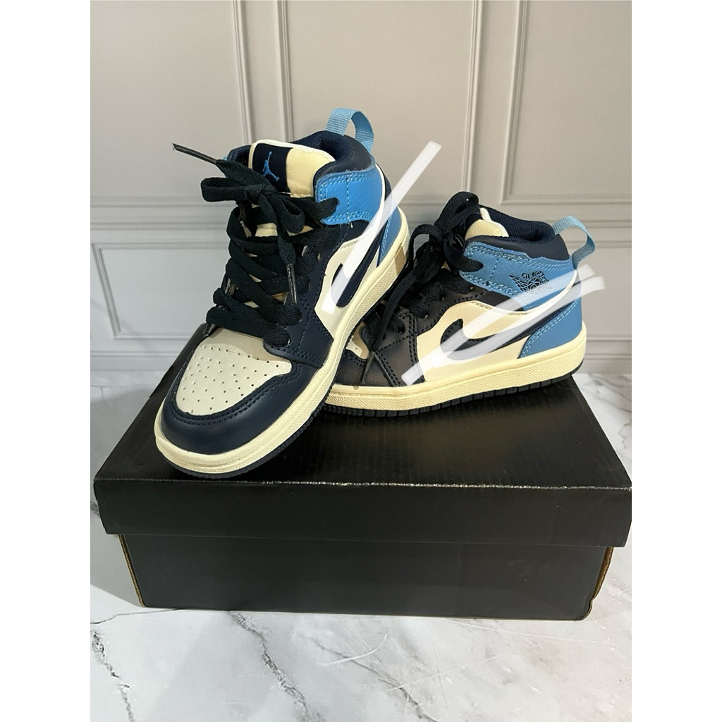 AJ1 Lace Kids Sneaker | Blue Obsidian Size 27
