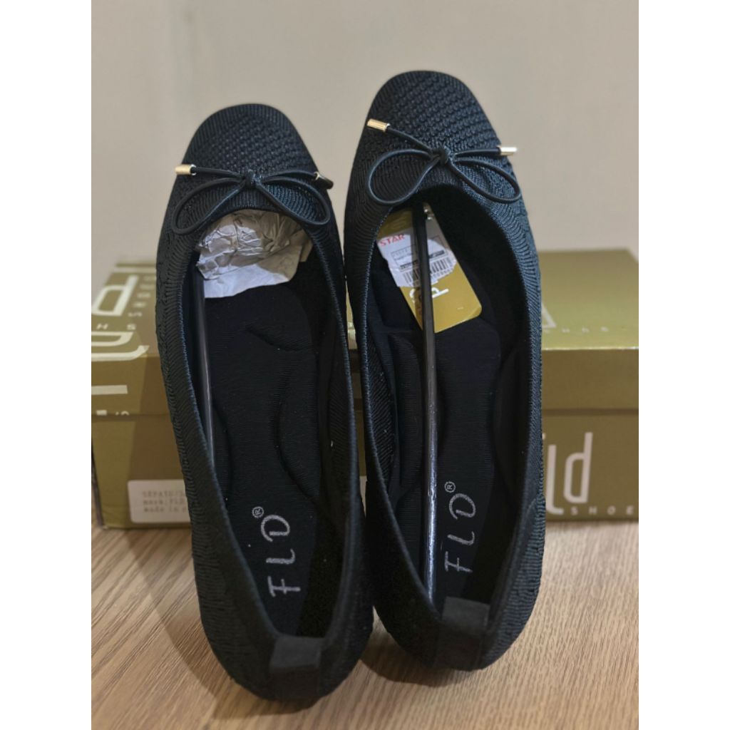 Flat Shoes Wanita Sepatu Kerja FLD Fladeo Warna Hitam NEW ORIGINAL