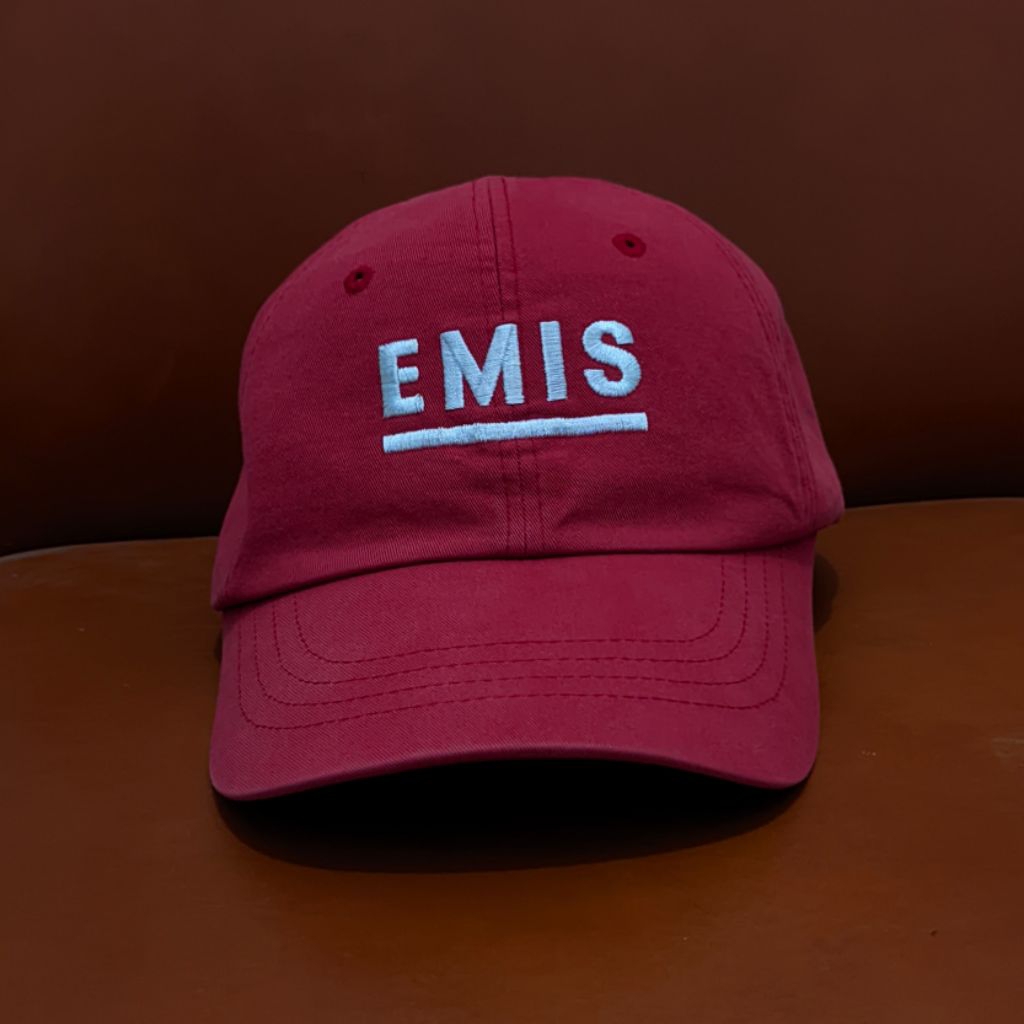 Topi Emis Merah